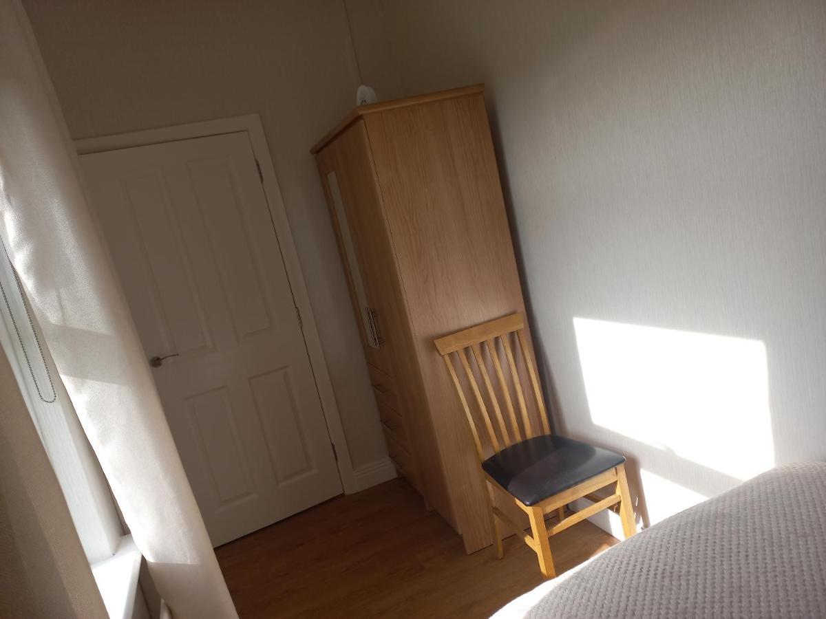 ניוארי Holly Cottage Mayobridge מראה חיצוני תמונה