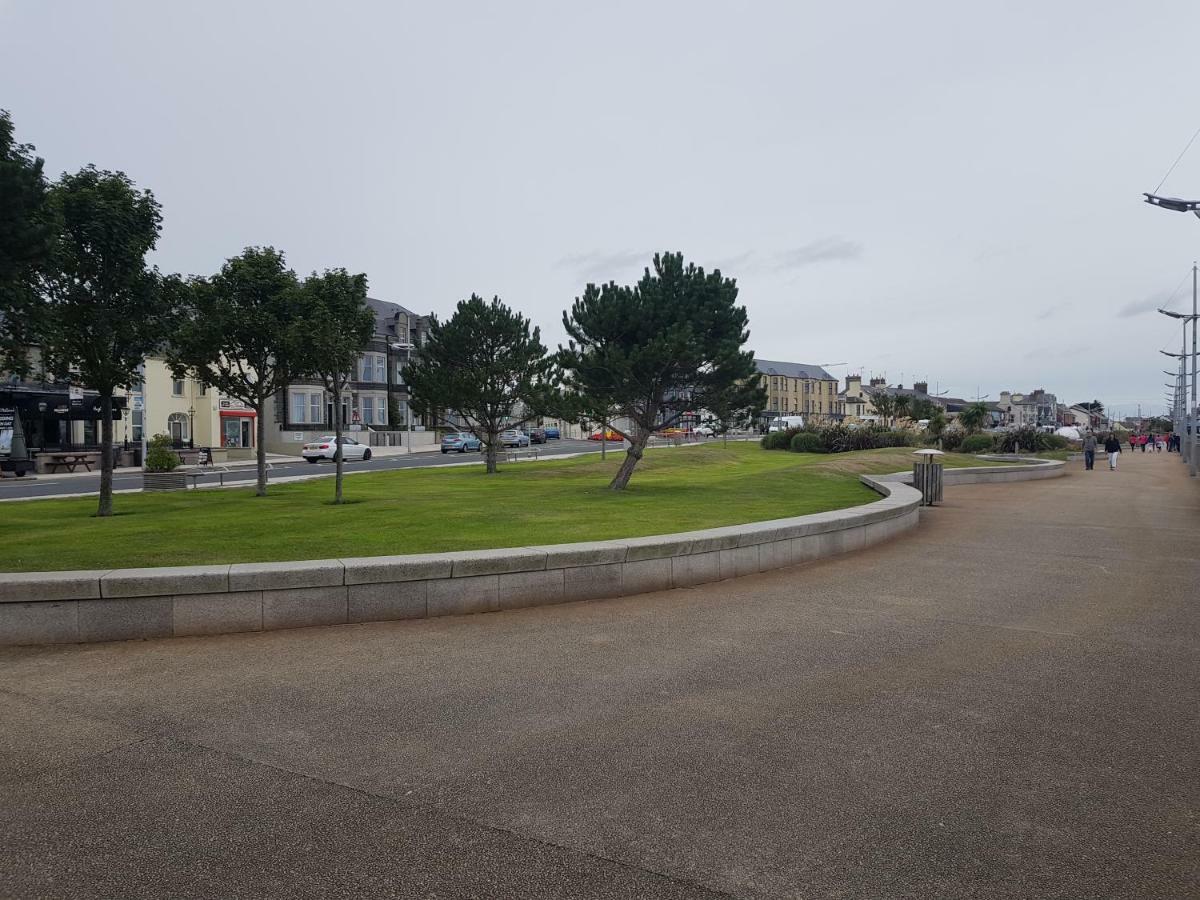 ניוארי Holly Cottage Mayobridge מראה חיצוני תמונה